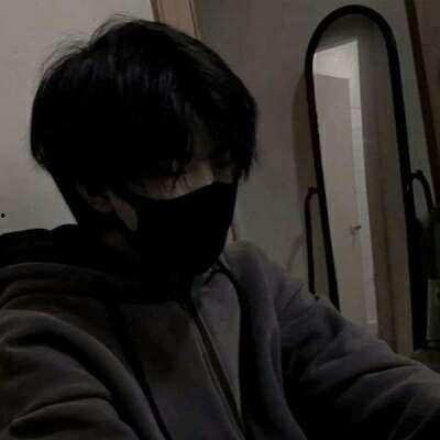 吃瓜男生露脸,网络红人背后的故事