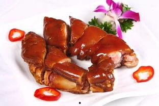 吃瓜吃猪蹄,吃瓜之余，品味传统美食的魅力